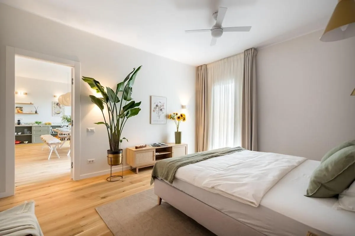 Stunning Park View I 40Sqm Terrace L 3Bdr L 140Sqm Apartment Bucharest 0*,