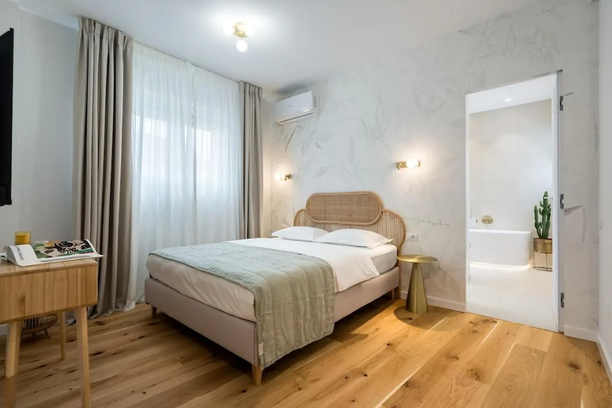 Stunning Park View I 40Sqm Terrace L 3Bdr L 140Sqm Apartment Bucharest