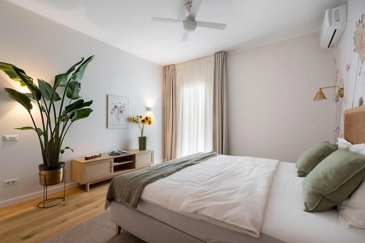Stunning Park View I 40Sqm Terrace L 3Bdr L 140Sqm Apartment Bucharest