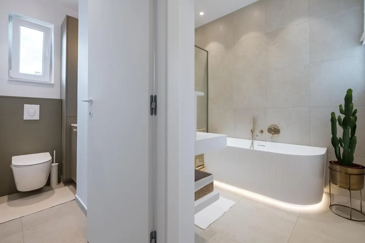 Stunning Park View I 40Sqm Terrace L 3Bdr L 140Sqm Apartment Bucharest