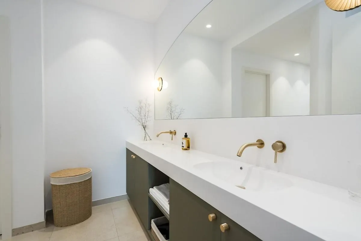 Stunning Park View I 40Sqm Terrace L 3Bdr L 140Sqm Apartman Bukarest Románia